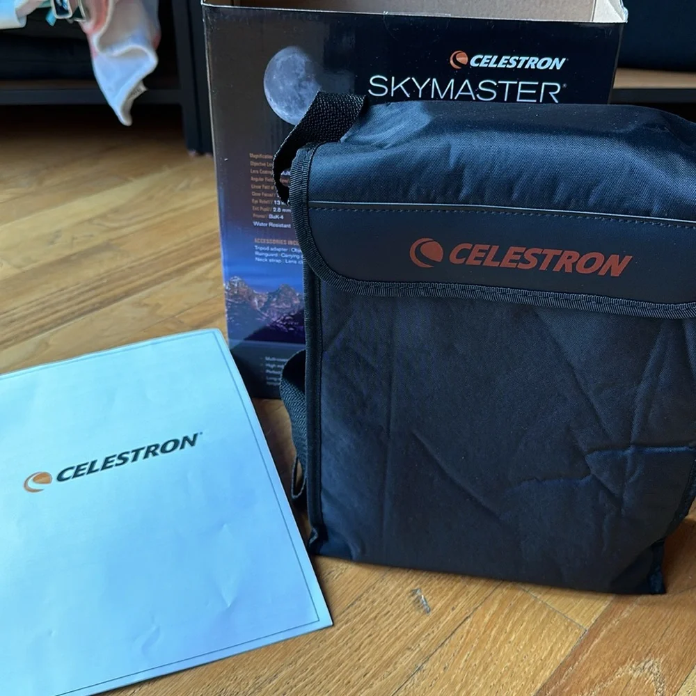 Celesteon Skymaster binoculars 25x70 with tripod